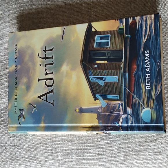 Martha's Vineyard Mystery Book Set - Picture 6 of 12